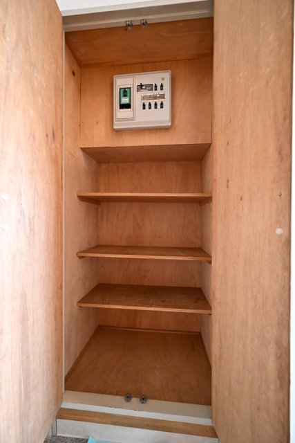 ネオマイム鶴見リバーサイド7階 靴入