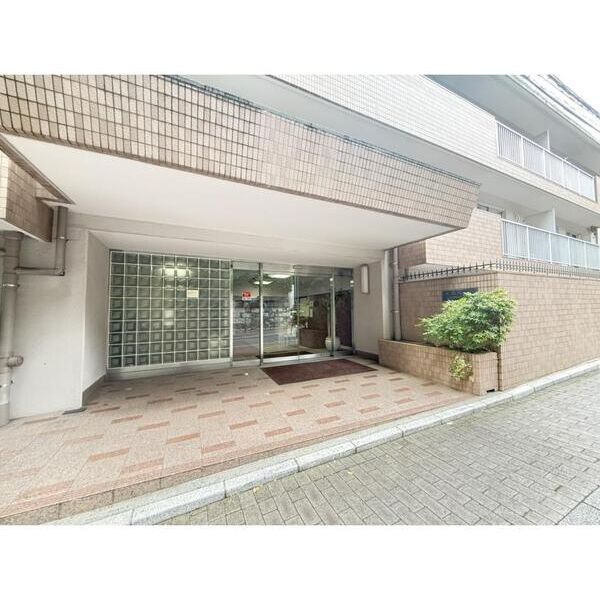 広尾ハイツ707号室 エントランス