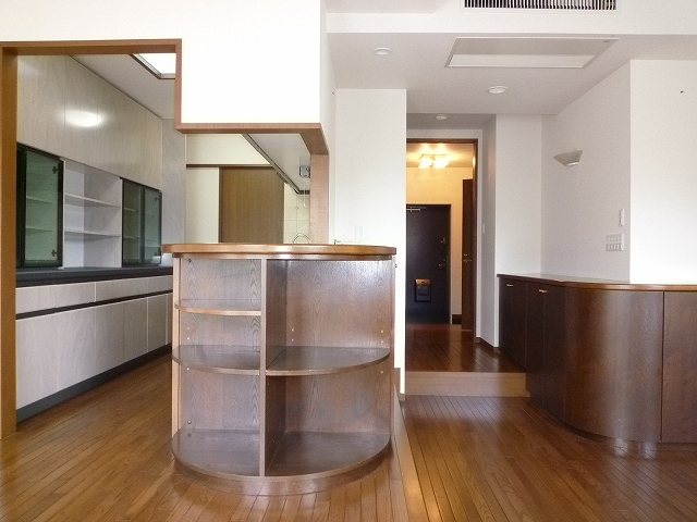 サンホームズ代々木上原0302号室 リビング