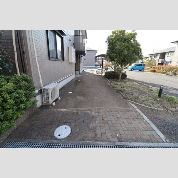 サンライズ　F102号室 エントランス