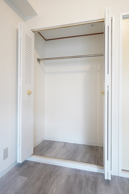 横浜平沼ダイカンプラザ三号館4階 クローゼット