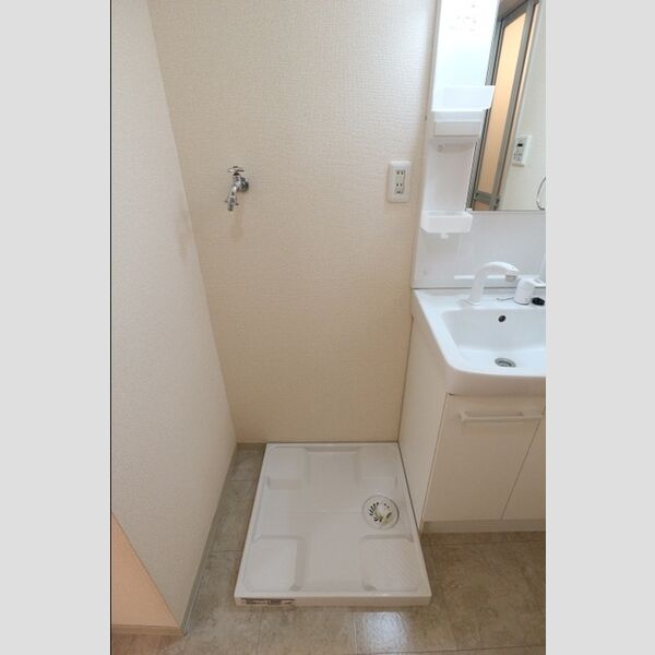 ローズ・ウッド303号室 室内洗濯機置場