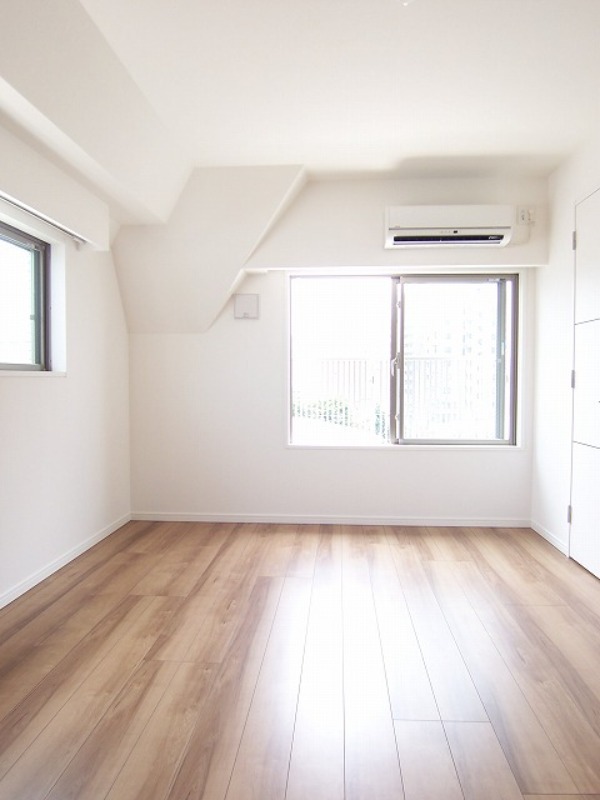 グランドコンシェルジュ上池袋 リビング