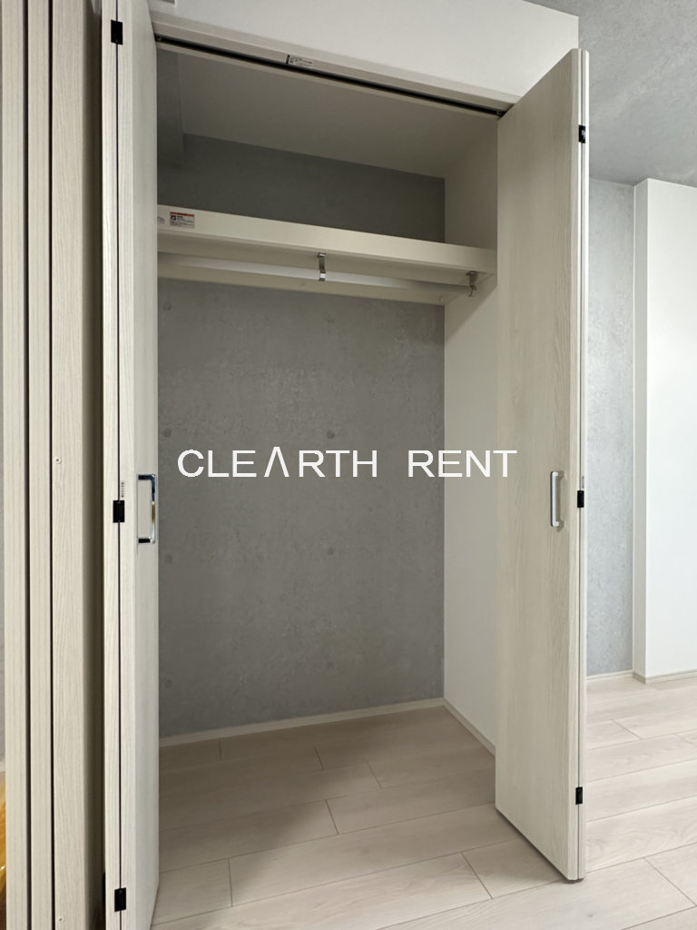 ＧＲＡＮ ＰＡＳＥＯ三宿Ⅱ2階 クローゼットは寝室にそれぞれあります。