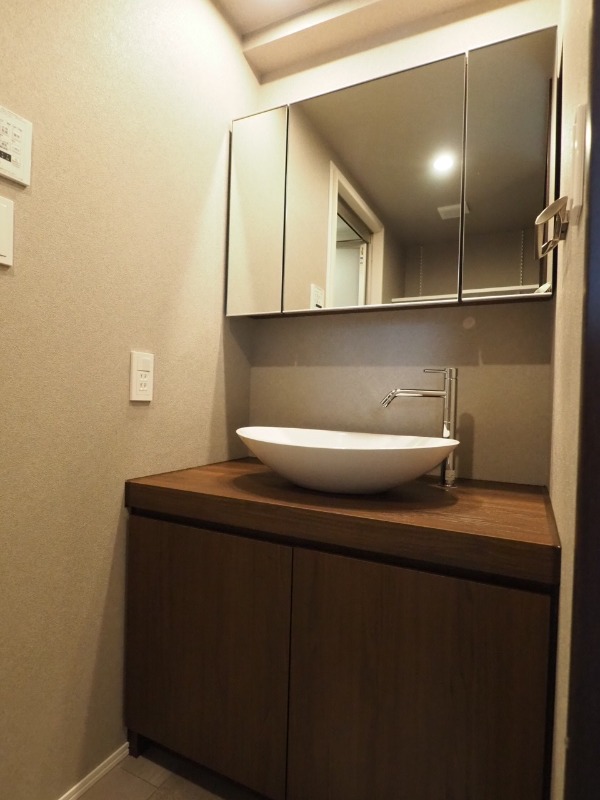 レジディア神田岩本町12階 洗面