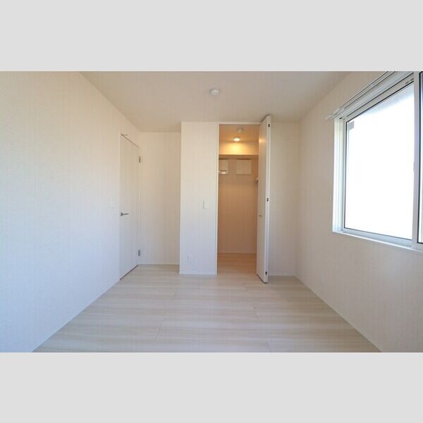 カンパーナ101号室 洋室6.3帖