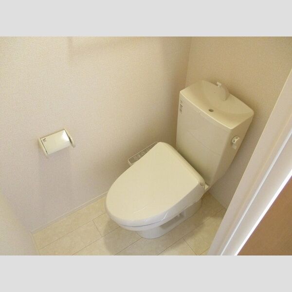 アイガーデン102号室 温水洗浄暖房便座