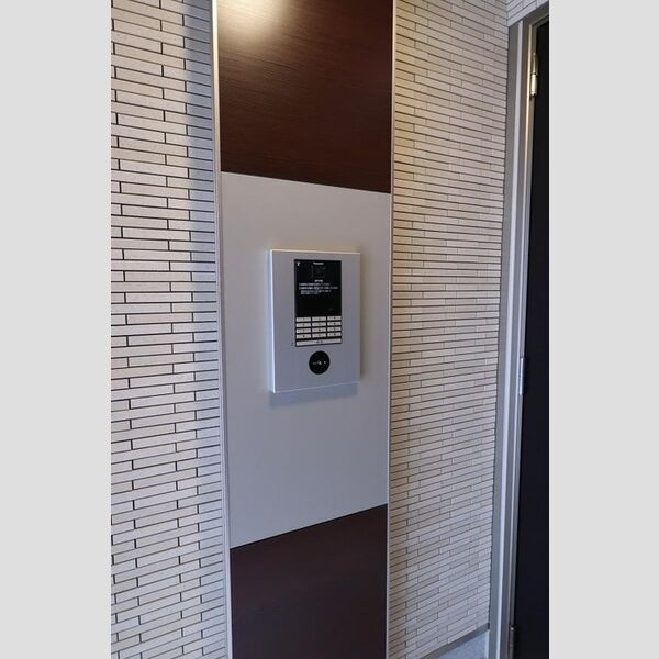 カーサ　フィオーレ小竹町 オートロックエントランス