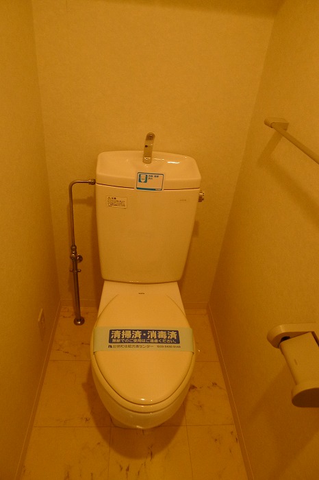 ステージファースト用賀アジールコート3階 トイレ