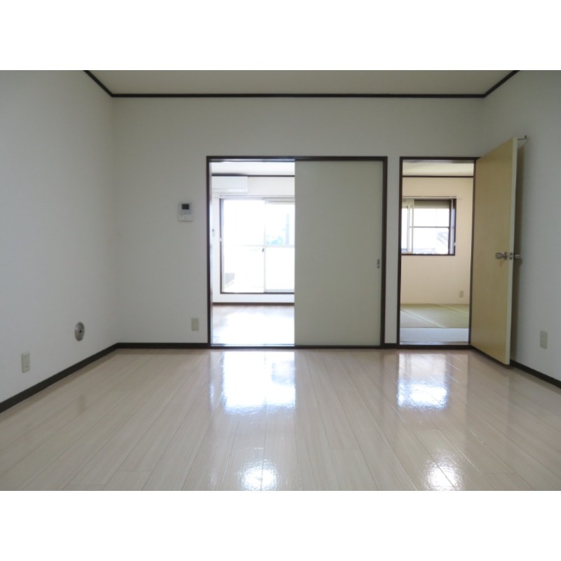 アビタシオンポポロ リビング