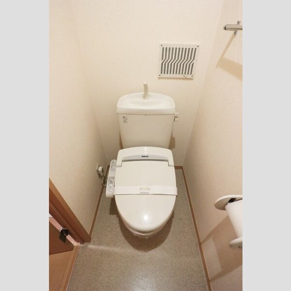 ヴィブレ・コンフォール202号室 温水洗浄暖房便座