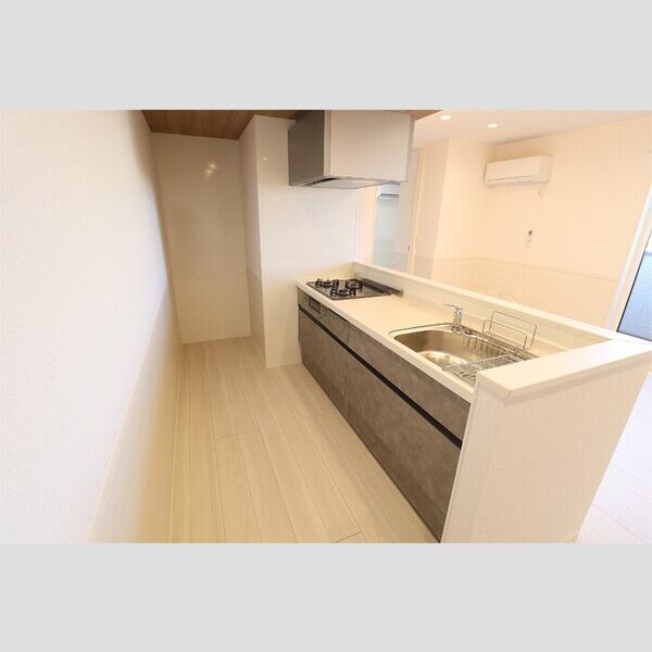 D-KISARIA　WⅠ305号室 キッチン