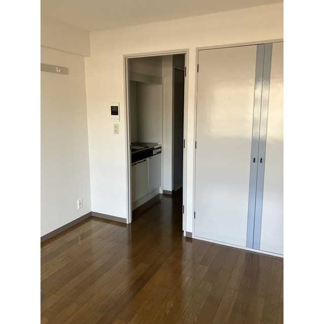 サンフローラ208号室 2026年1月撮影　洋室約6.6帖