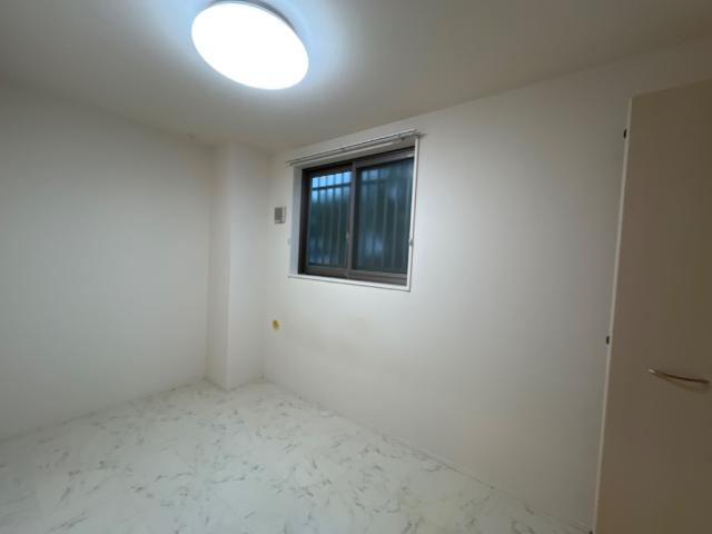 エミネンスおおたかの森101号室 洋室