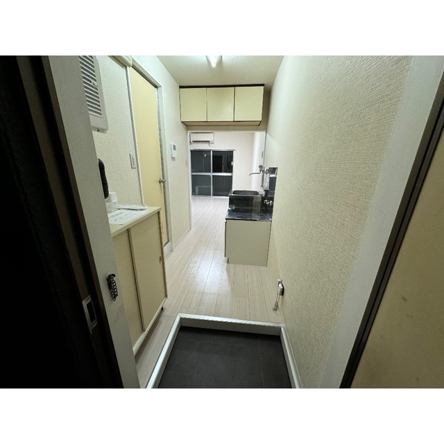 グランドール横倉 玄関