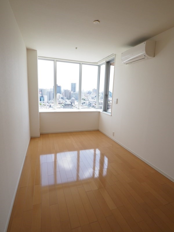 レジディアタワー上池袋（タワー棟）13階 寝室