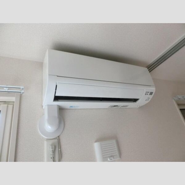 フリージア ヒルズ205号室 エアコン