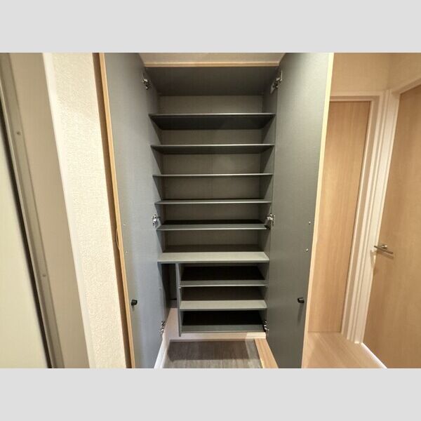 プランドール・さくら302号室 シューズクローク