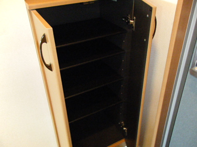 ビオス北朝霞311号室 下駄箱