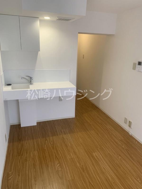 メゾン・ド・ロアイヤル 内観