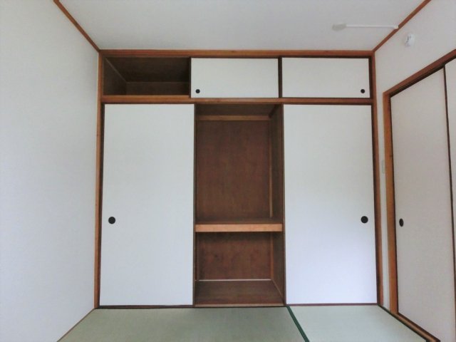 山手台パストラル 和室　押入　※別号室の参考写真です(現況優先・仕様違いの場合あり)