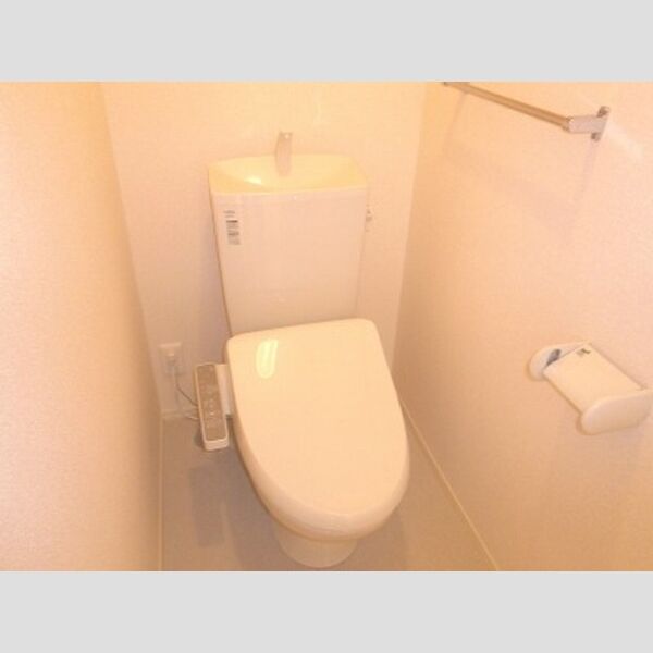 ルミエール 温水洗浄便座♪♪