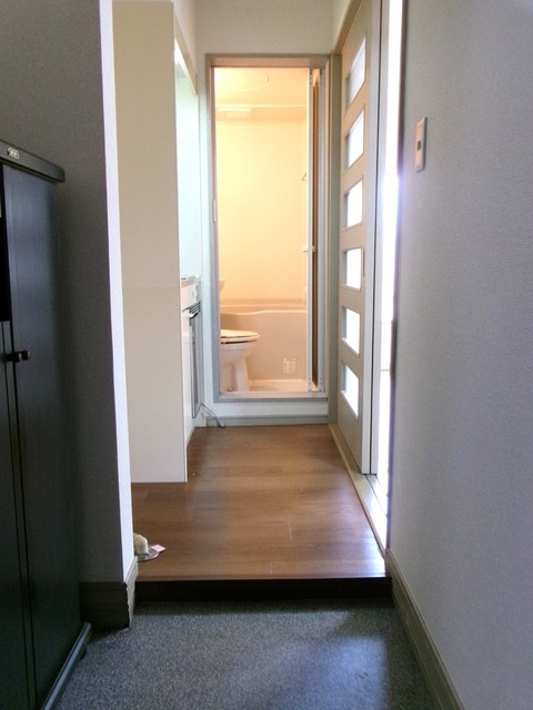 リバーサイド小林0109号室 玄関