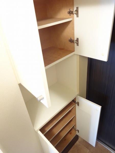 アポーラ中野 収納