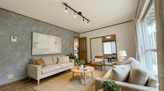 千葉市中央区 花輪町 2階建 ５ＤＫ リビング