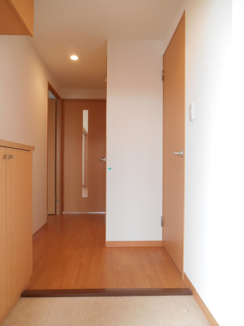 フラワーヴィレッジ 玄関