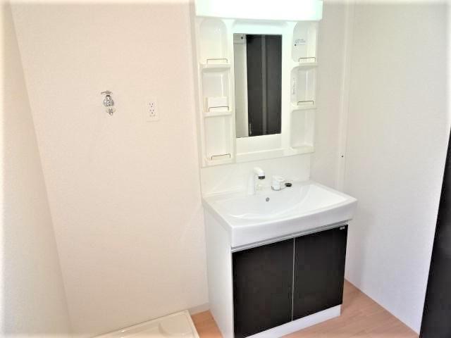 ブリーズパレス101号室 洗髪洗面化粧台