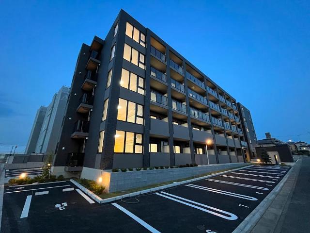 ＦＬＯＲＥＮＴＩＮＥ　ＦＬＯＡＴ（フロランタン　フロート） 外観写真（夜）