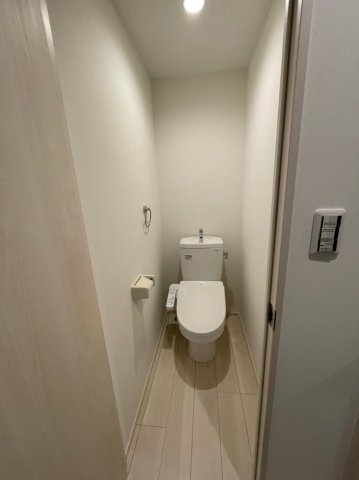 パークヒルズ・ザ・見沼103号室 トイレ