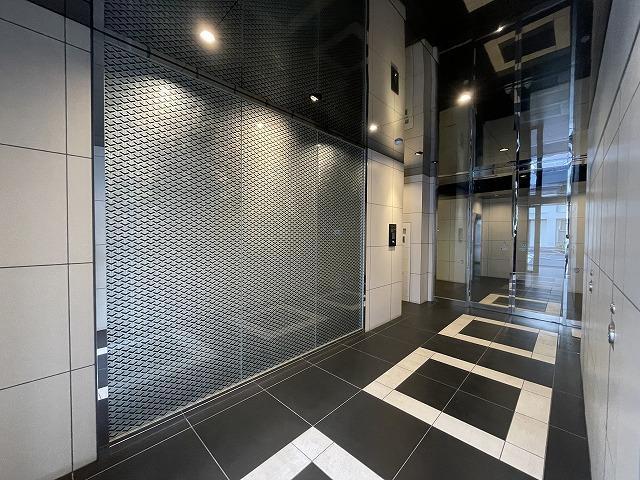 ジェノヴィア両国Vスカイガーデン5階 エントランス