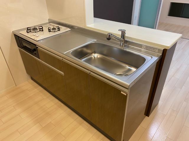 Jour de floraison H（ジュール　ド　フロレゾン　Ｈ）206号室 キッチン