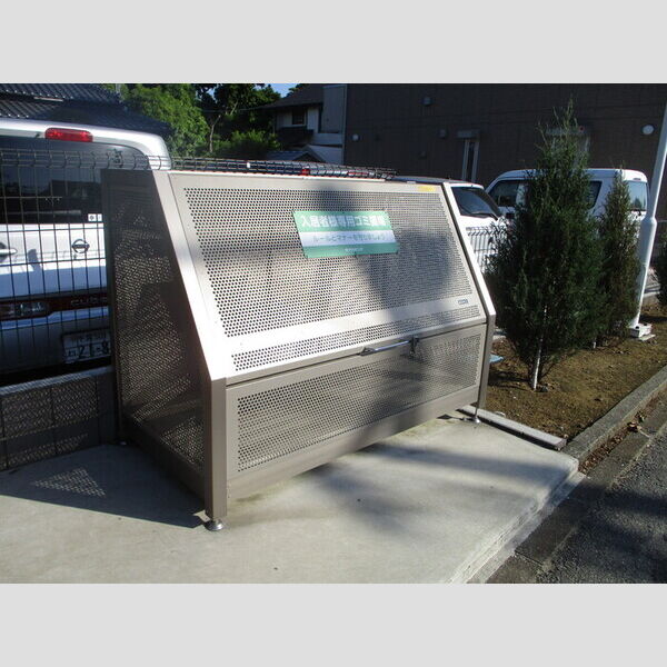 グランヒル302号室 ゴミストッカー