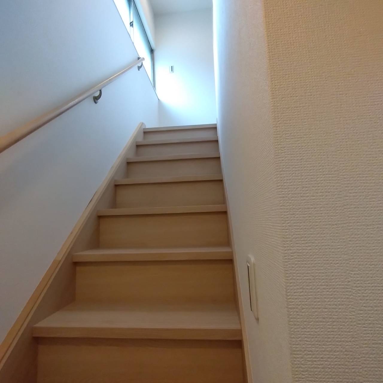 墨田区立花3丁目戸建 リビング