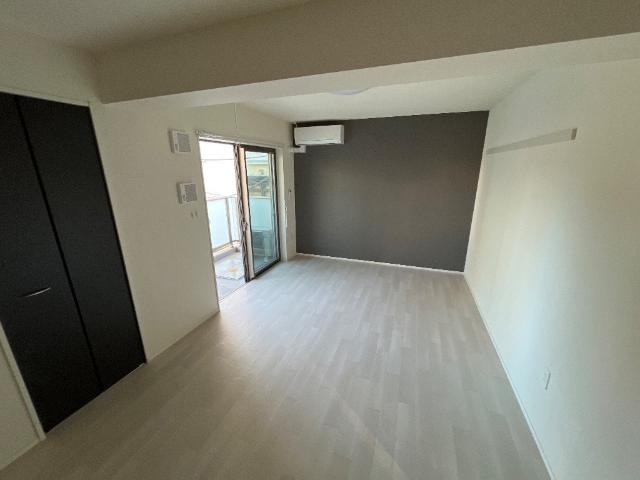 ＧｒａｎｄｙⅢ00302号室 リビング