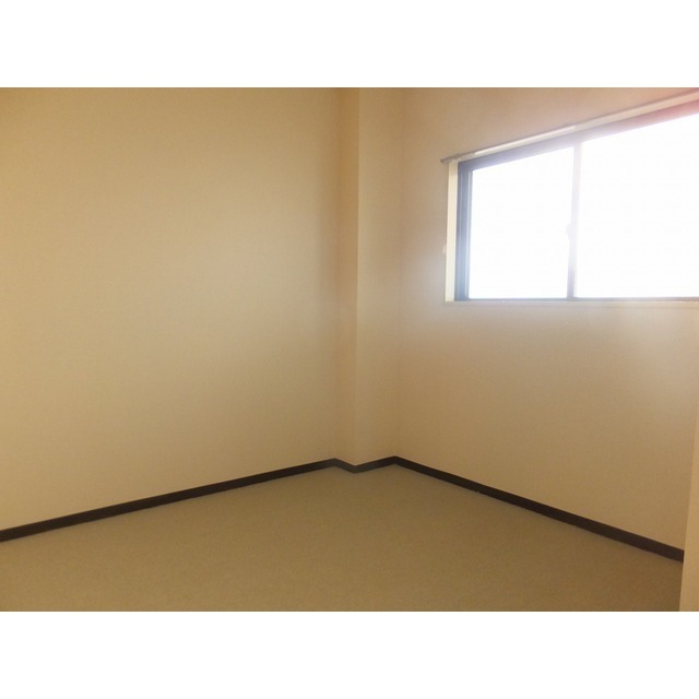 アメニティーハウス0202号室 洋室