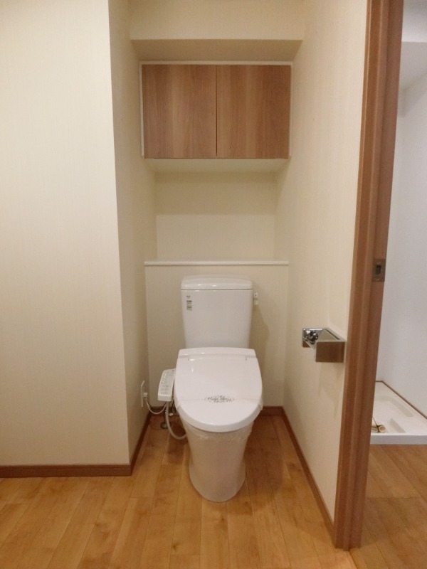 IL MEZZO DI TOKYO，UNO シャワー機能付温水洗浄便座