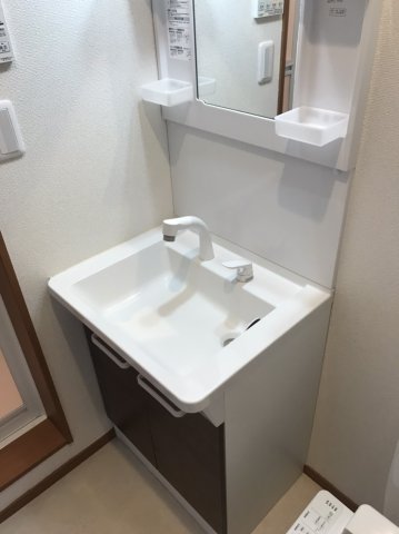 ブリーゼ金沢文庫301号室 洗面