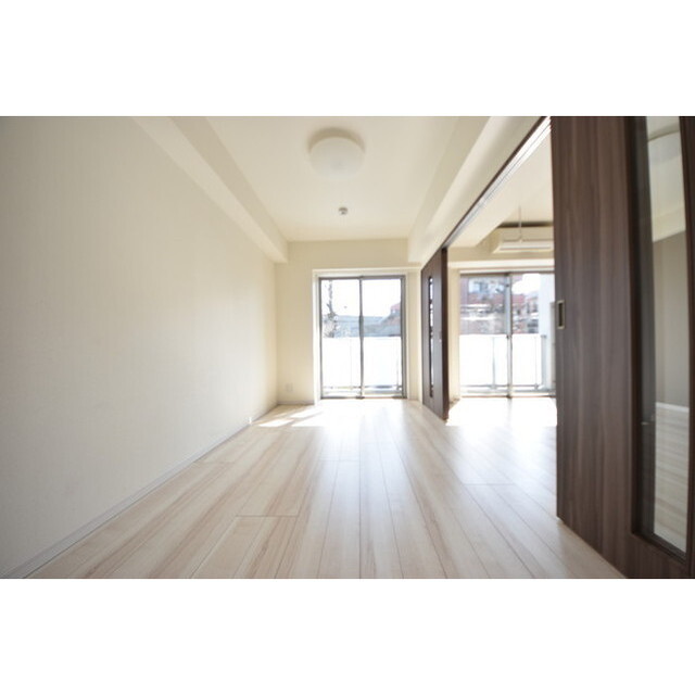 Court Blanche0209号室 内観