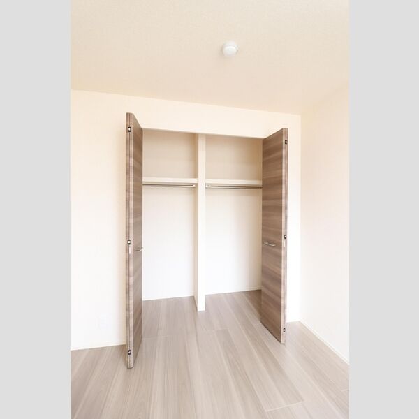 ティアラⅡ103号室 クローゼット