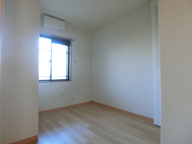 パルク富栄0401号室 リビング