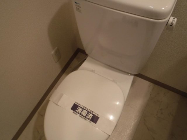 プレール・ドゥーク北新宿 トイレ
