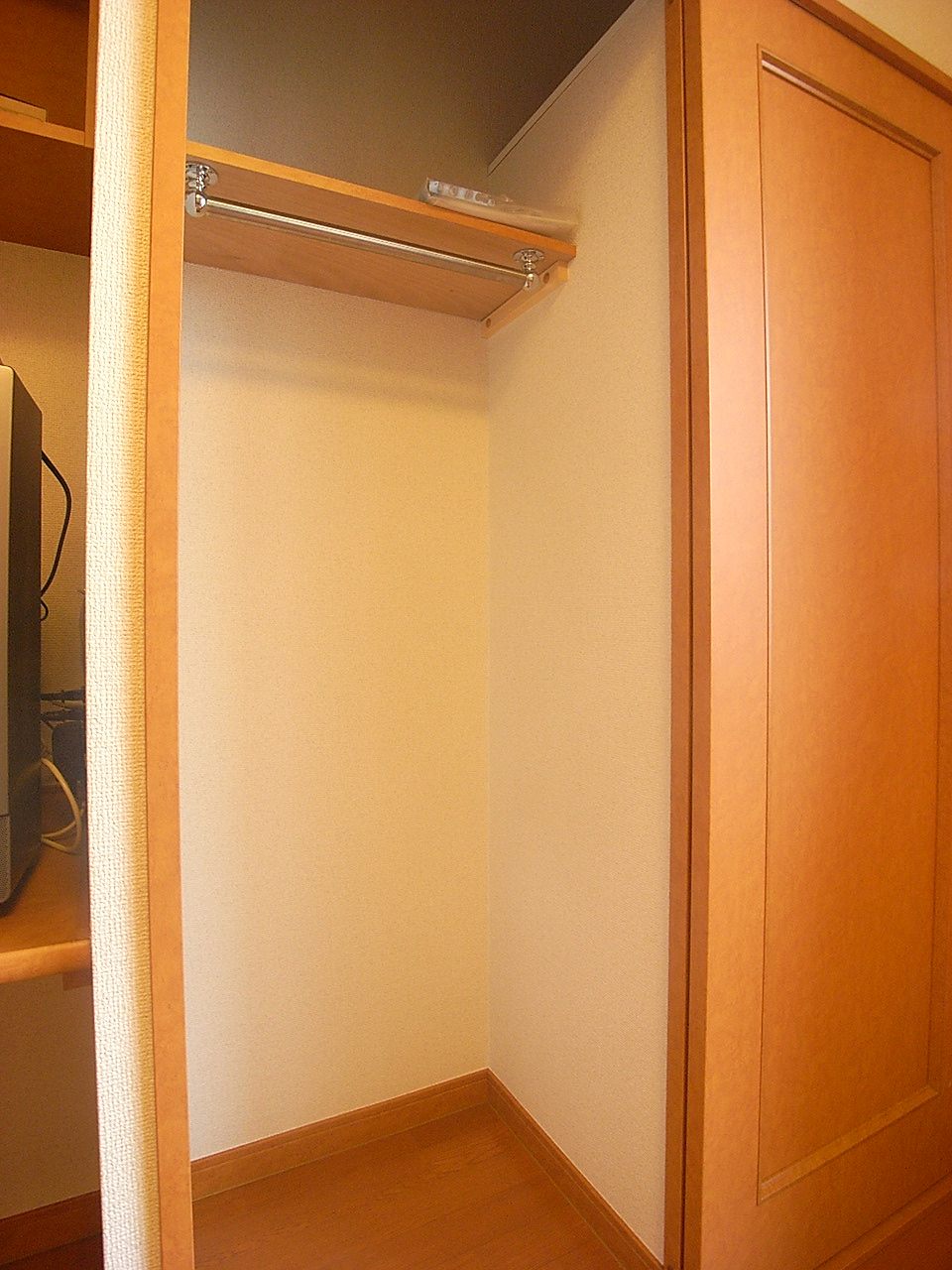 レオパレスグリーンハイツ　２204号室 内観