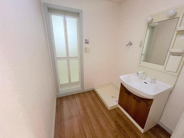 セレーノ　Ｋ＆Ｋ201号室 洗面
