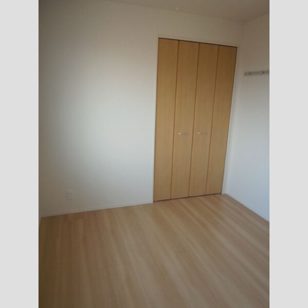 リヴェール301号室 西側洋室