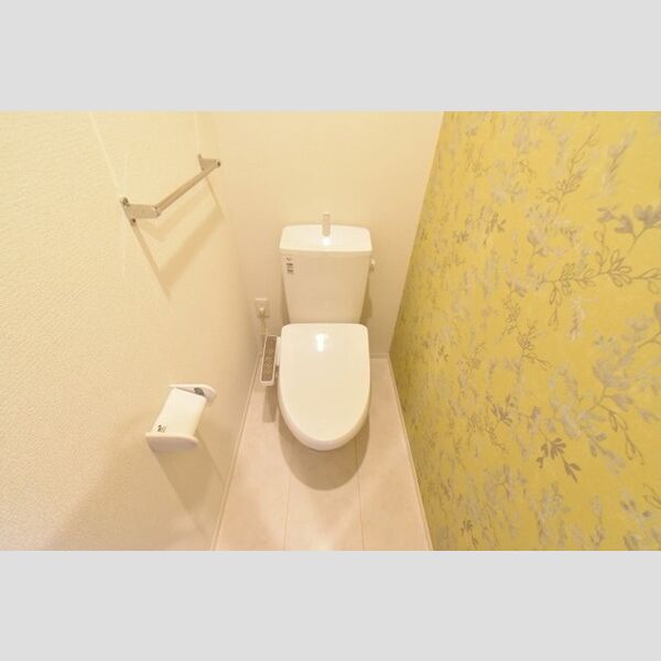 セジュール萩畠202号室 トイレ