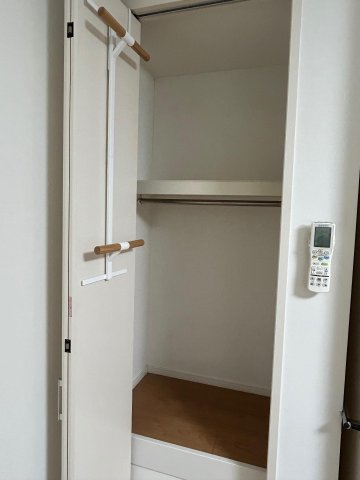 京王線　笹塚駅　戸建 ３階物入